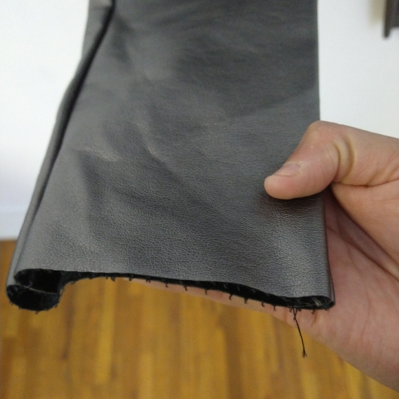 Chelsea & Theodore Faux Leather Pants NWT - Picture 7 of 9